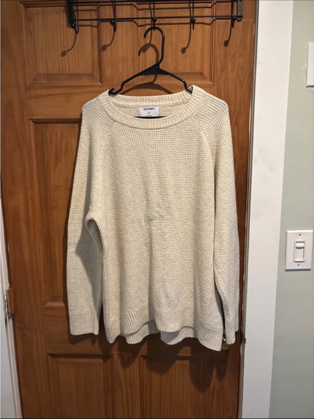 Old Navy Cream Cotton Long Sleeve Sweater